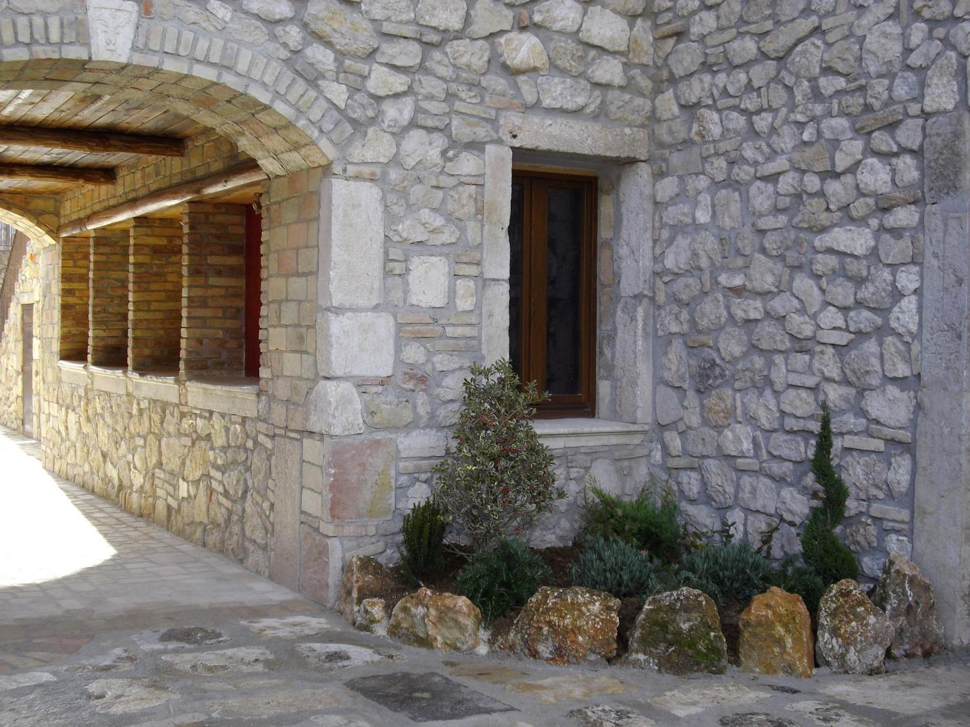 צ'לנו Hotel Il Feudo Dei Pierleoni מראה חיצוני תמונה