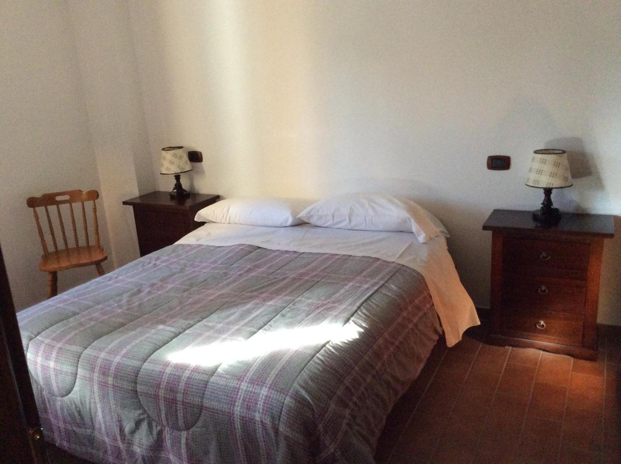 צ'לנו Hotel Il Feudo Dei Pierleoni חדר תמונה