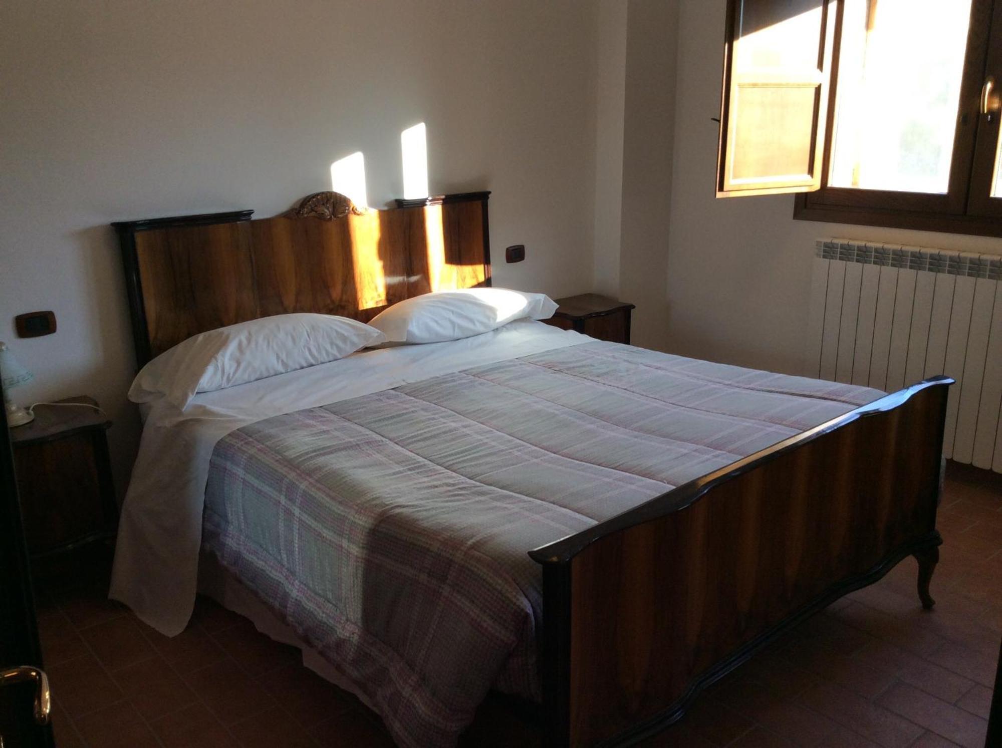 צ'לנו Hotel Il Feudo Dei Pierleoni חדר תמונה