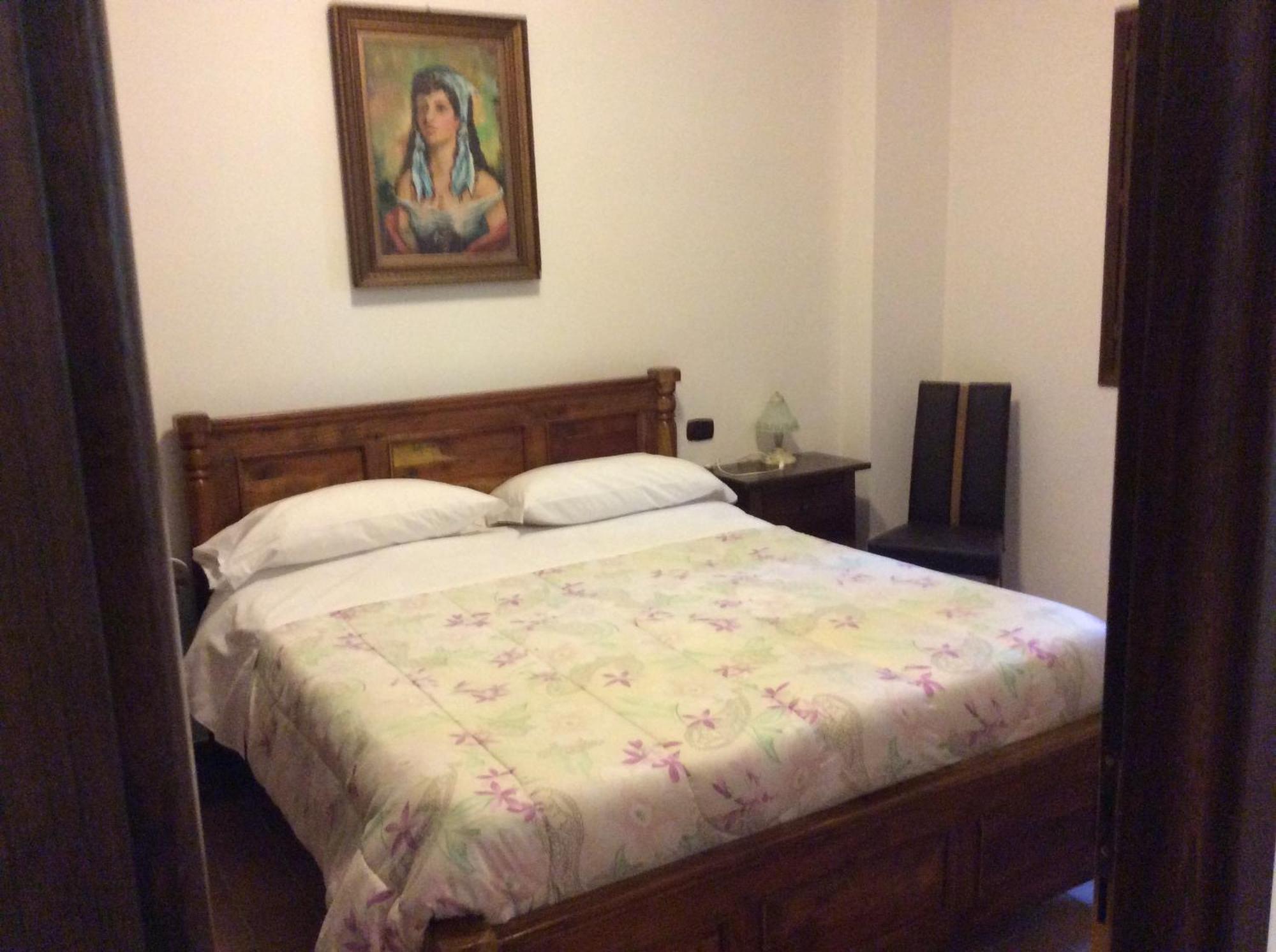 צ'לנו Hotel Il Feudo Dei Pierleoni חדר תמונה