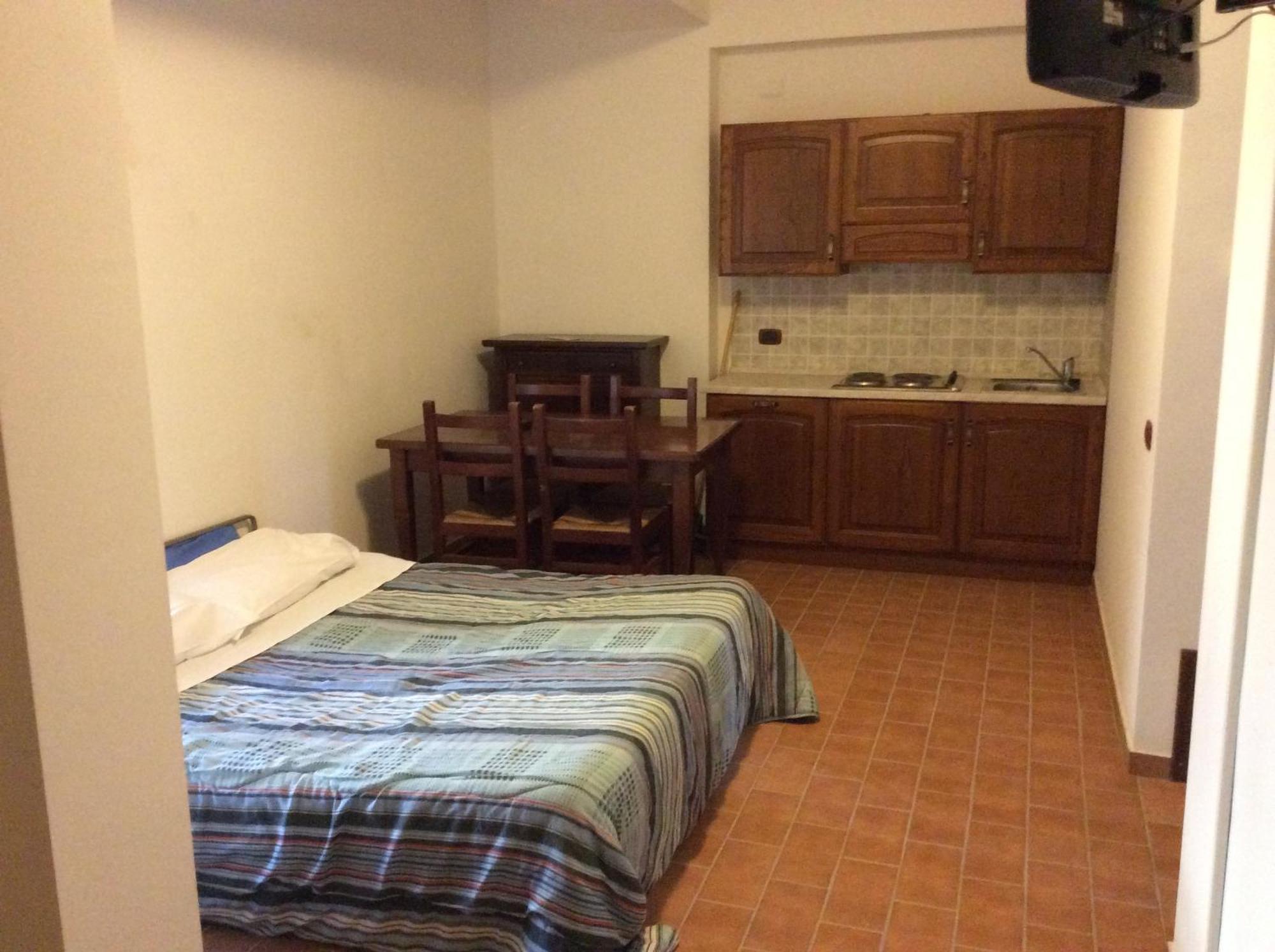 צ'לנו Hotel Il Feudo Dei Pierleoni חדר תמונה