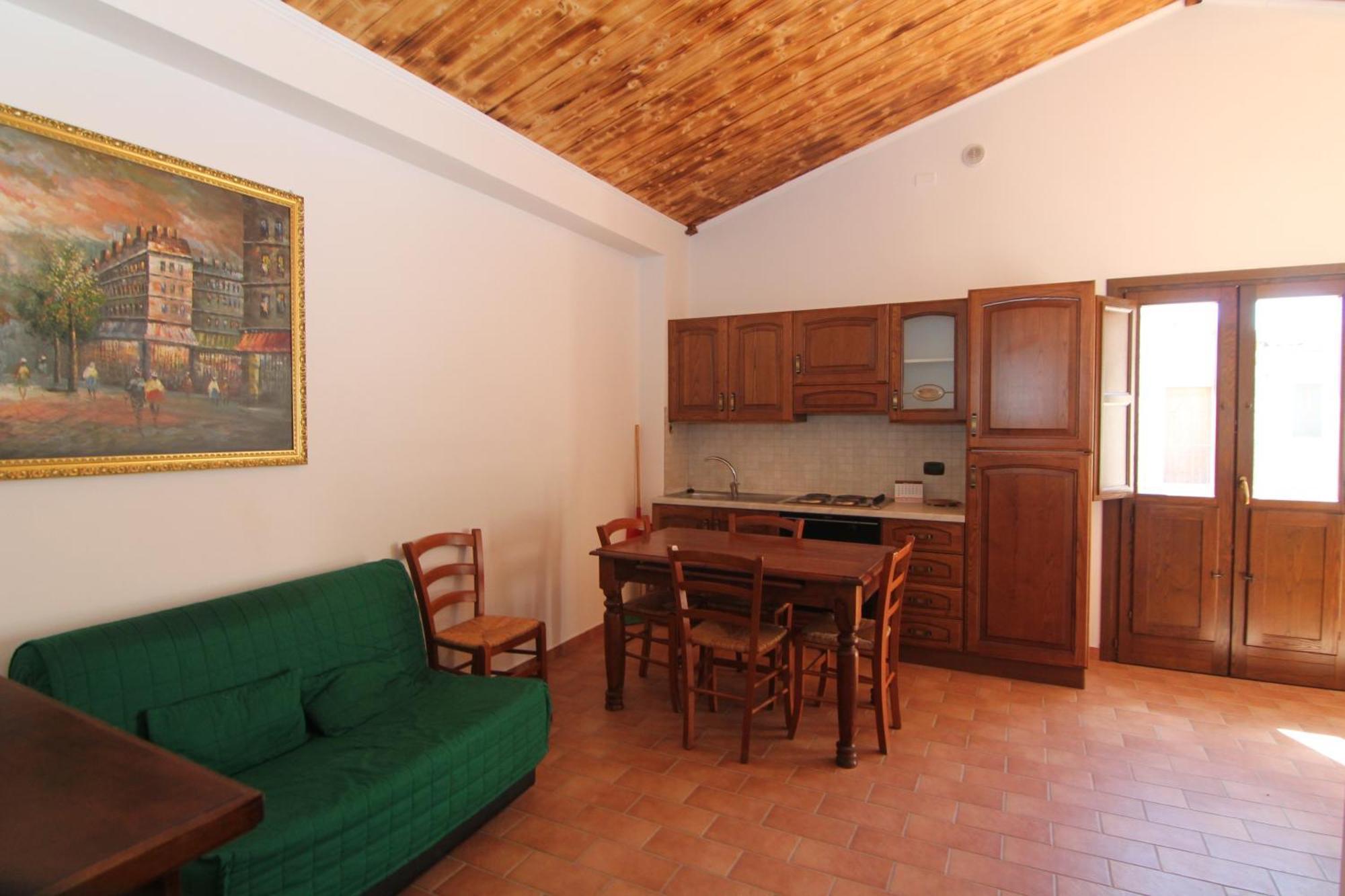 צ'לנו Hotel Il Feudo Dei Pierleoni מראה חיצוני תמונה