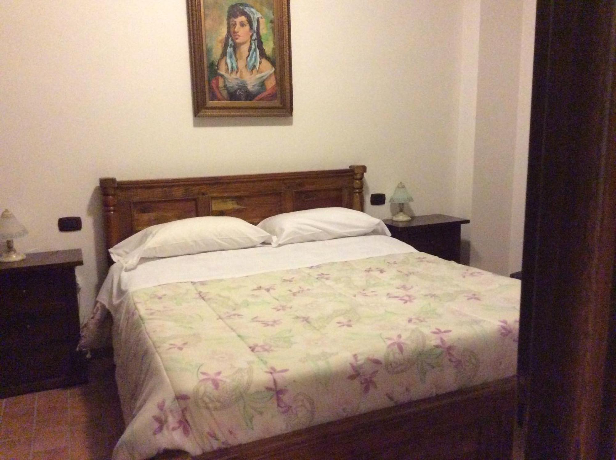 צ'לנו Hotel Il Feudo Dei Pierleoni חדר תמונה
