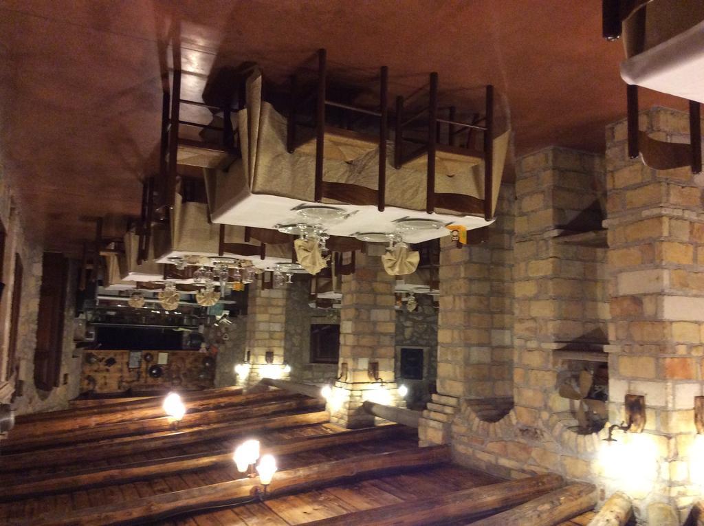 צ'לנו Hotel Il Feudo Dei Pierleoni מראה חיצוני תמונה