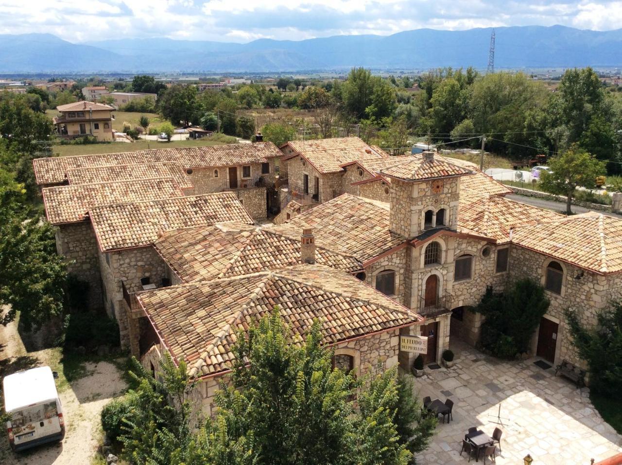 צ'לנו Hotel Il Feudo Dei Pierleoni מראה חיצוני תמונה